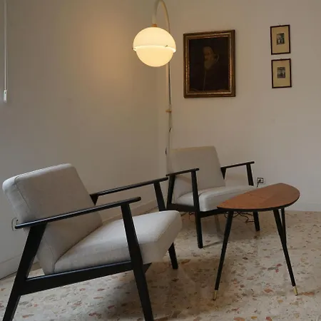 Ely House Apartment